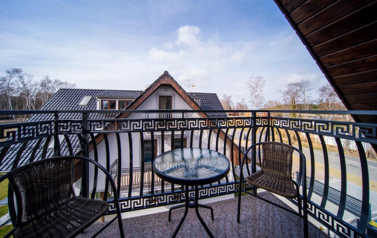 Aston Vila Apartments Dziwnow Luaran gambar